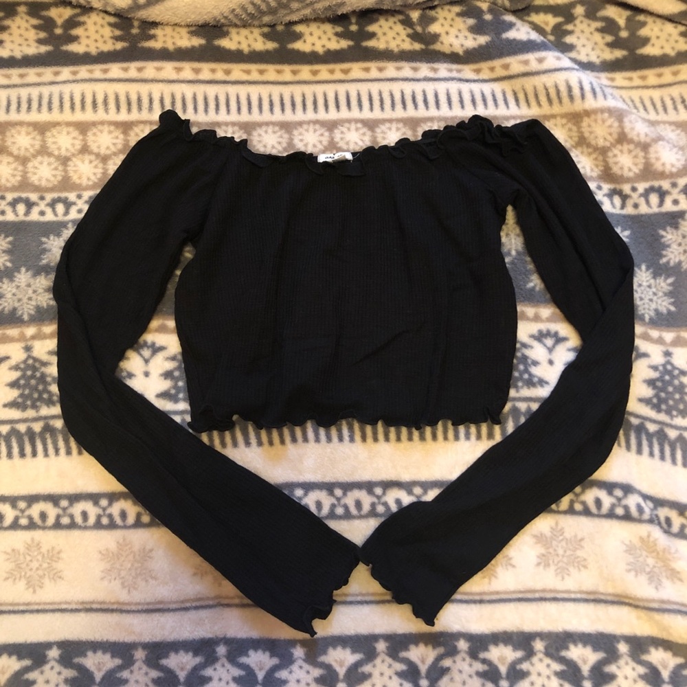 🌸SALE🌸 Garage off the shoulder crop top